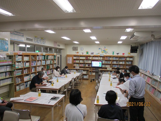 第一回　学校評議員会　開催の報告の写真