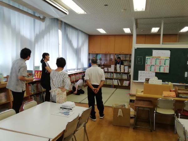 図書室整備②の写真