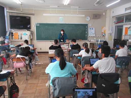 6年「児童・生徒の学力向上を図るための調査」の写真