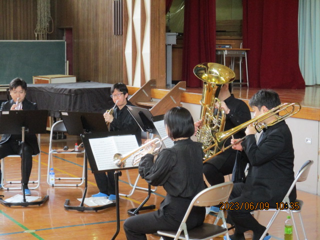 金管五重奏アウトリーチコンサートを開催の写真